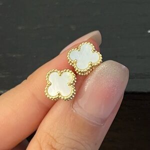 mother of pearl & gold 4 leaf flower earrings
